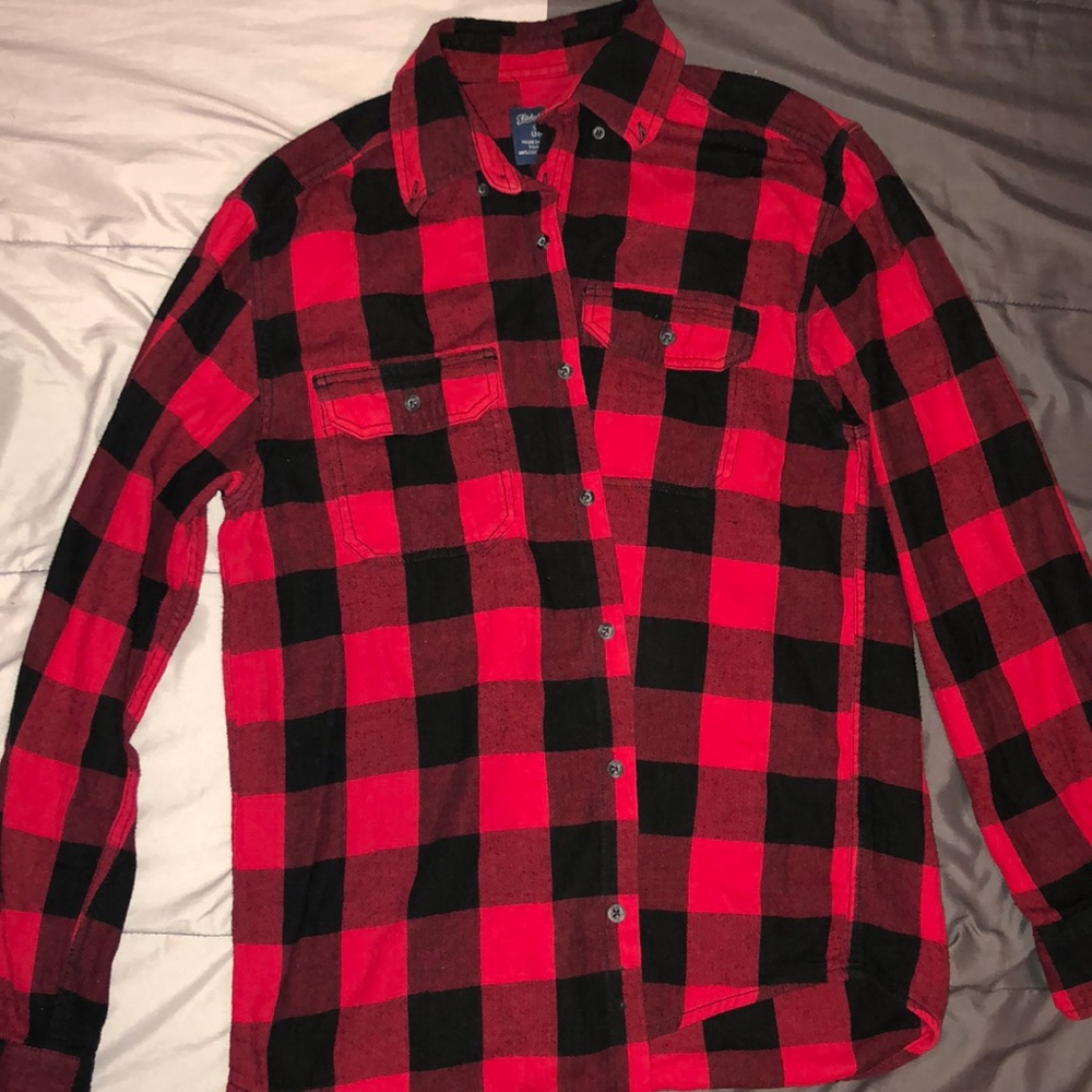 Size S. Red and black Flannel.  Good condition.